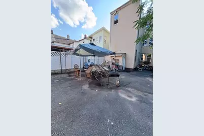 393 Straight St, Paterson, NJ 07501 - Photo 30