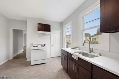 27 Normandy Pl, Irvington, NJ 07111 - Photo 12