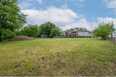534 Grier Ave, Elizabeth, NJ 07202 - Photo 4