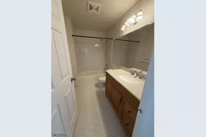 33 Baldwin Ct, Bernards Township, NJ 07920 - Photo 12