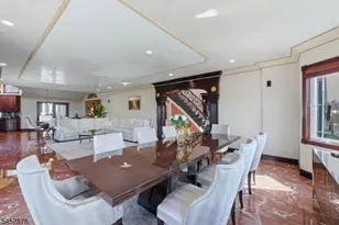 37 Mountainwood Ct, Totowa, NJ 07512 - Photo 8