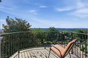 37 Mountainwood Ct, Totowa, NJ 07512 - Photo 18