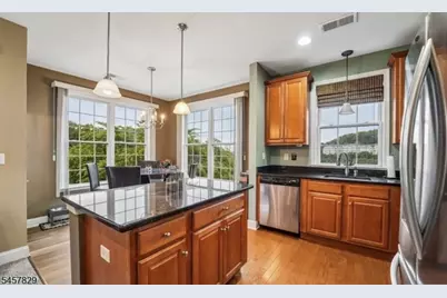 6214 Brookhaven Ct, Riverdale, NJ 07457 - Photo 2