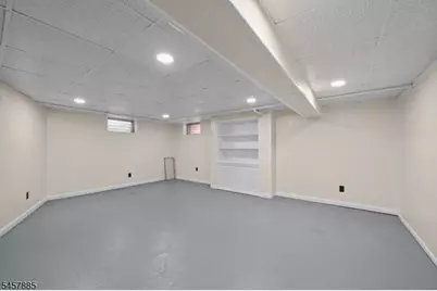 30 Hepburn Rd, Clifton, NJ 07012 - Photo 18