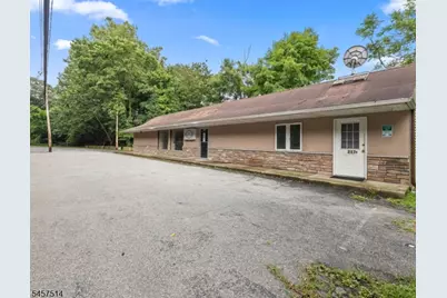 217 Hamburg Turnpike, Bloomingdale, NJ 07403 - Photo 4
