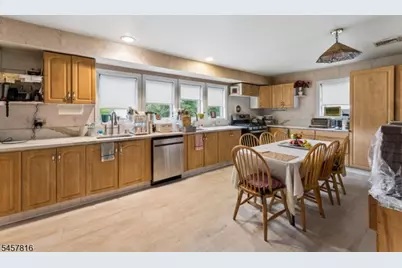 1415 N Wood Ave, Linden, NJ 07036 - Photo 10