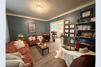 16 Hazel Pl, Irvington, NJ 07111 - Photo 8
