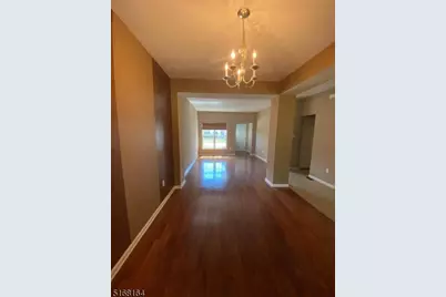 40 Black Bear Ct, Hardyston Township, NJ 07419 - Photo 2
