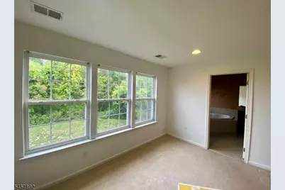 40 Black Bear Ct, Hardyston Township, NJ 07419 - Photo 6