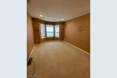 40 Black Bear Ct, Hardyston Township, NJ 07419 - Photo 8