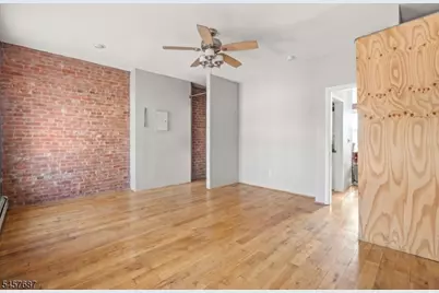 72 Columbia St, Newark, NJ 07102 - Photo 26