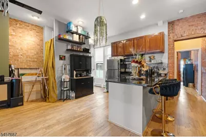 72 Columbia St, Newark, NJ 07102 - Photo 6