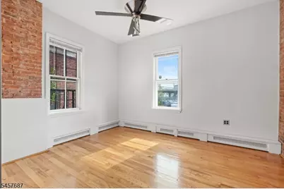 72 Columbia St, Newark, NJ 07102 - Photo 18