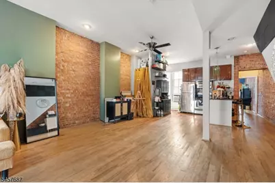 72 Columbia St, Newark, NJ 07102 - Photo 4