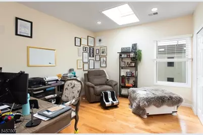 86 Oak St #2, Jersey City, NJ 07304 - Photo 6