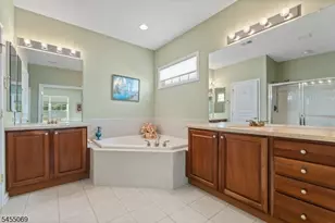 574 Post Ln, Franklin Township, NJ 08873 - Photo 30