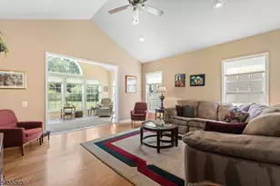 574 Post Ln, Franklin Township, NJ 08873 - Photo 20