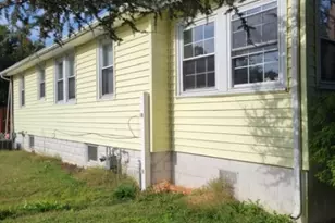 107 Broad St, Carneys Point, NJ 08023 - Photo 2