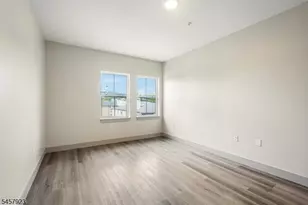 548 Franklin Ave, Belleville, NJ 07109 - Photo 16