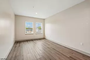 548 Franklin Ave, Belleville, NJ 07109 - Photo 18
