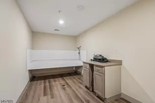 548 Franklin Ave, Belleville, NJ 07109 - Photo 30