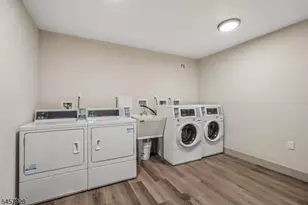 548 Franklin Ave, Belleville, NJ 07109 - Photo 28