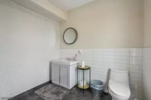 548 Franklin Ave, Belleville, NJ 07109 - Photo 24