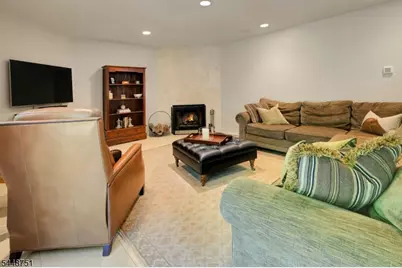 14 Robinhood Dr, Mountain Lakes, NJ 07046 - Photo 14