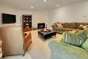 14 Robinhood Dr, Mountain Lakes, NJ 07046 - Photo 14