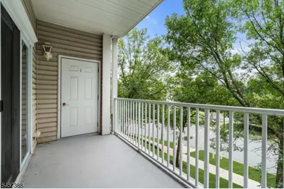 3210 Chesterwood Way #3210, Franklin Township, NJ 08873 - Photo 38