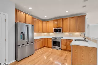 3210 Chesterwood Way #3210, Franklin Township, NJ 08873 - Photo 20