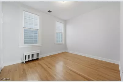 219 Magie Ave, Roselle Park, NJ 07204 - Photo 10