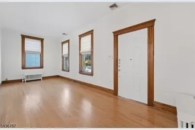 219 Magie Ave, Roselle Park, NJ 07204 - Photo 4