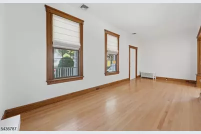 219 Magie Ave, Roselle Park, NJ 07204 - Photo 6