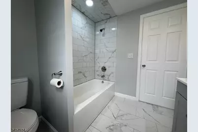 676 Anderson Ave, Wood Ridge, NJ 07075 - Photo 4