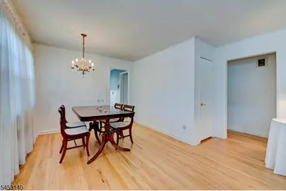 271 Summit Rd, Mountainside, NJ 07092 - Photo 10