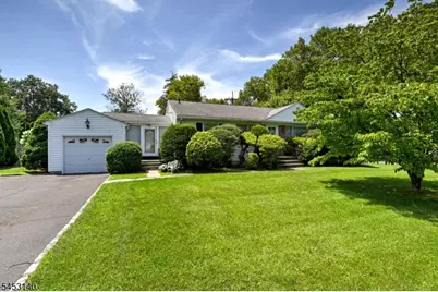 271 Summit Rd, Mountainside, NJ 07092 - Photo 2