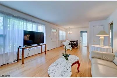 271 Summit Rd, Mountainside, NJ 07092 - Photo 12