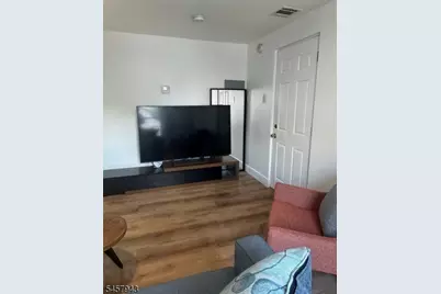 40 Jay St #3, Newark, NJ 07103 - Photo 6