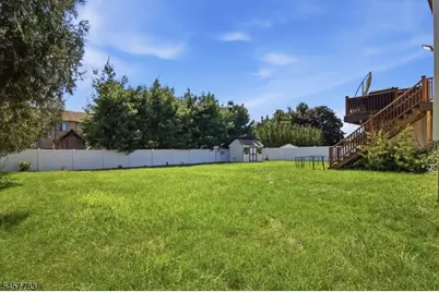 42 Randolph St, Lincoln Park, NJ 07035 - Photo 32