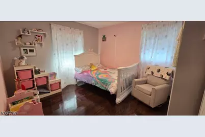 26 Winthrop Rd, Franklin Township, NJ 08873 - Photo 14