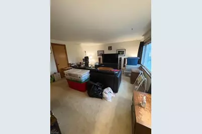 839 Riverside Ave #2, Lyndhurst Township, NJ 07071 - Photo 4