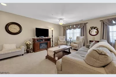 64 Dayton Ct #104, Independence Township, NJ 07840 - Photo 12