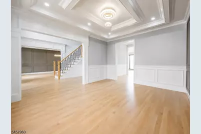 412 Gregory Rd, Paramus, NJ 07652 - Photo 4