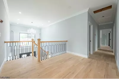 412 Gregory Rd, Paramus, NJ 07652 - Photo 18