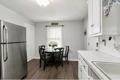 372 S Union Ave, Cranford Township, NJ 07016 - Photo 8