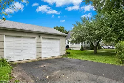 372 S Union Ave, Cranford Township, NJ 07016 - Photo 18