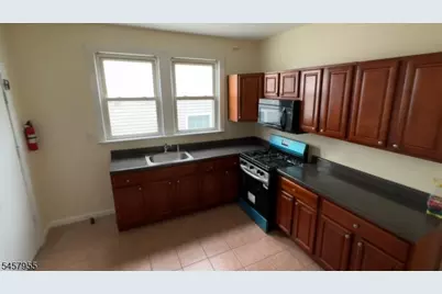 313 Leslie Street #1, Newark, NJ 07112 - Photo 2