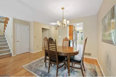 35 Arapaho Trl, Branchburg Township, NJ 08876 - Photo 2