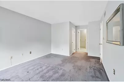35 Arapaho Trl, Branchburg Township, NJ 08876 - Photo 16